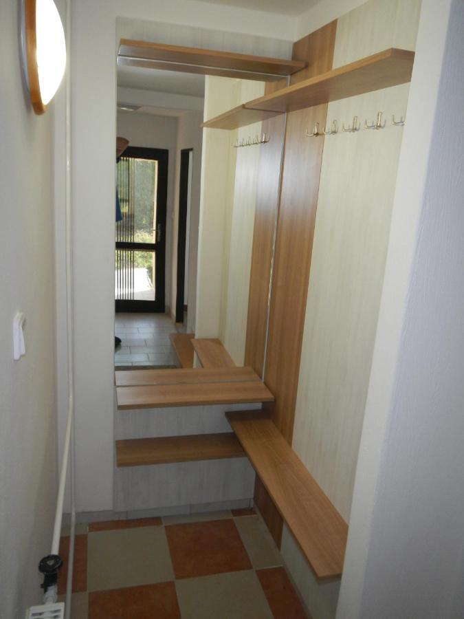 Cyklo Ubytovani A Vinny Sklep Zadovice Exterior photo